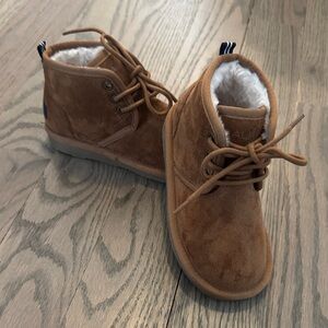 Nautica Tan Kids Boots with Cozy Lining
